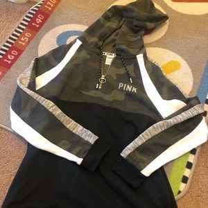 Vspink camo quarter zip pullover hoodie!small!